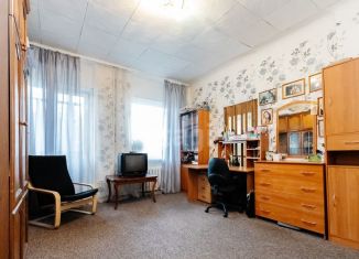 Продажа 3-комнатной квартиры, 64 м2, Екатеринбург, проспект Ленина, 54к5, метро Площадь 1905 года