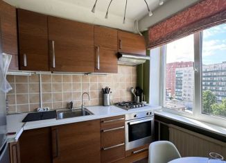 Продается 2-комнатная квартира, 46 м2, Санкт-Петербург, проспект Художников, 39к1, метро Озерки