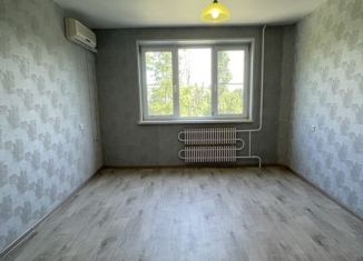 Продам трехкомнатную квартиру, 64 м2, Волгоград, Гражданская улица, 34