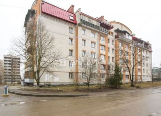 Продается двухкомнатная квартира, 56.9 м2, Орловская область, улица Генерала Жадова