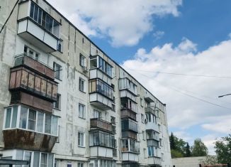 Трехкомнатная квартира на продажу, 77 м2, Челябинская область, улица В. Терешковой, 7