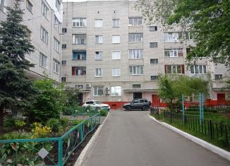 Продам трехкомнатную квартиру, 64 м2, Брянск, проспект Ленина