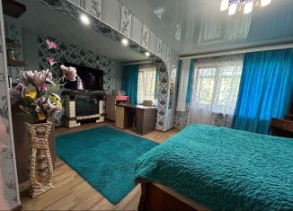 Продаю 4-ком. квартиру, 75 м2, Алтайский край, Алтайская улица, 104