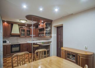 Продажа 3-ком. квартиры, 96 м2, Екатеринбург, улица Готвальда, 6к3, метро Уральская