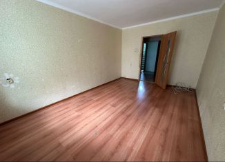 Продаю 1-комнатную квартиру, 36 м2, Батайск, Речная улица, 113