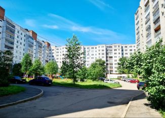 Продажа 2-комнатной квартиры, 48.6 м2, Рыбинск, улица Моторостроителей, 21
