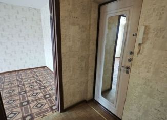 Продается двухкомнатная квартира, 49 м2, Псков, Коммунальная улица, 11