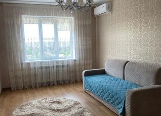 Сдам 2-комнатную квартиру, 66.5 м2, Астрахань, улица Софьи Перовской, 10к1