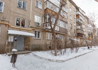 Однокомнатная квартира на продажу, 32 м2, Челябинская область, Южная улица, 4Б