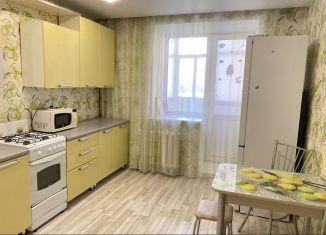 Сдача в аренду 2-комнатной квартиры, 52 м2, Вологодская область, Шекснинский проспект, 32Б