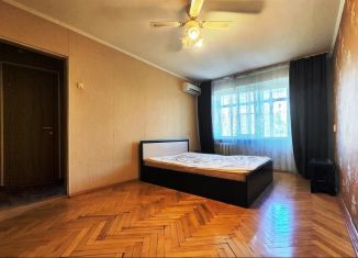 Продам однокомнатную квартиру, 35.5 м2, Краснодар, улица имени Тургенева, 136