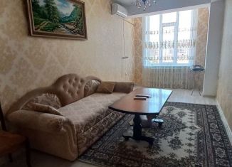 Сдается в аренду двухкомнатная квартира, 56 м2, Дагестан, улица Юрия Гагарина, 11