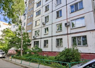 Продаю 2-ком. квартиру, 50 м2, Хабаровск, Костромская улица, 48А