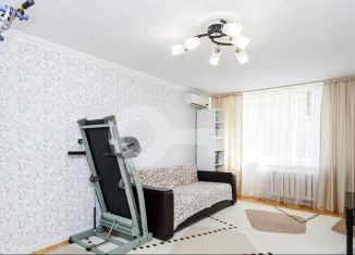 Продается трехкомнатная квартира, 62.6 м2, Татарстан, улица Латышских Стрелков, 10