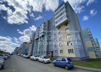 Продам двухкомнатную квартиру, 56 м2, Кемерово, улица Дегтярёва, 7