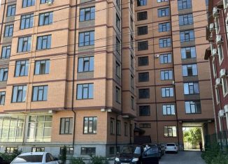 Продается 2-комнатная квартира, 85 м2, Кизляр, Пролетарская улица, 3