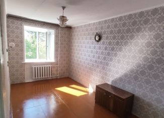 Продается двухкомнатная квартира, 43.5 м2, Красноуфимск, улица Рогозинниковых, 24