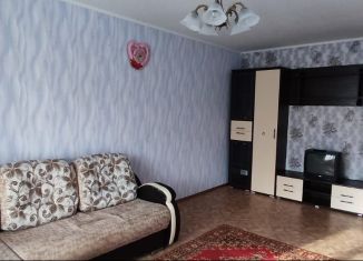 Сдается 2-комнатная квартира, 55 м2, Омск, улица Дианова, 3, Кировский округ