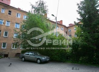 Продается 2-комнатная квартира, 47.7 м2, Калининград, проспект Калинина, 37, Московский район