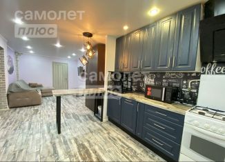 Продается трехкомнатная квартира, 69 м2, Тимашевск, улица Строителей, 26