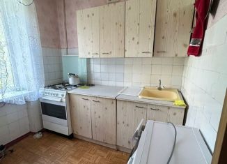 Продается 2-ком. квартира, 44 м2, Ставропольский край, улица Гагарина, 23