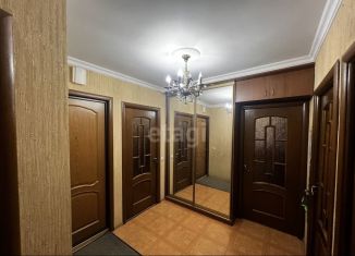 Продаю четырехкомнатную квартиру, 78 м2, Дагестан, проспект Имама Шамиля, 6Д