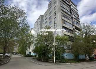 Продаю 1-комнатную квартиру, 32.5 м2, Челябинск, улица Захаренко, 5