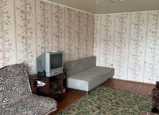 Продается однокомнатная квартира, 32.1 м2, Челябинск, улица ОПМС-42, 4