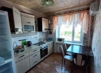 Сдача в аренду 3-ком. квартиры, 73 м2, Шахты, Советская улица, 237