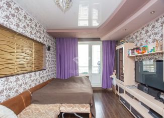 Продается трехкомнатная квартира, 72.7 м2, Кемерово, проспект Шахтёров, 62Б