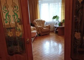 Продам 3-комнатную квартиру, 80 м2, Ростовская область, улица Юфимцева, 4