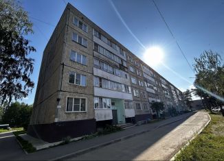 Продаю двухкомнатную квартиру, 52.2 м2, поселок городского типа Мурыгино, Набережная улица, 5