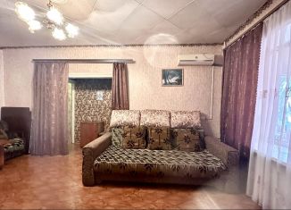 Продам 2-комнатную квартиру, 45 м2, Ахтубинск, улица Жуковского, 14