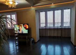 Продам четырехкомнатную квартиру, 175 м2, Гусь-Хрустальный, улица Каховского