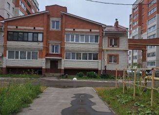 Продается 2-ком. квартира, 72 м2, Йошкар-Ола, улица Йывана Кырли, 48А, микрорайон 9Б