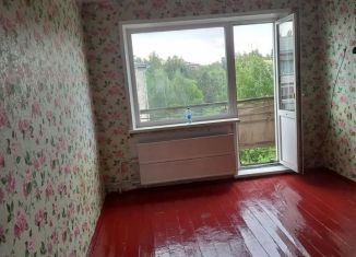 Продажа 2-комнатной квартиры, 44.5 м2, поселок городского типа Бачатский, Комсомольская улица, 25