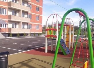 Продается 2-комнатная квартира, 61 м2, поселок городского типа Ильский, улица Свердлова, 188