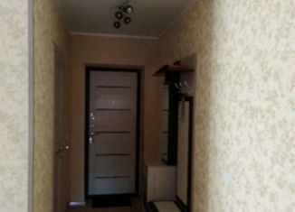 Сдам в аренду 2-комнатную квартиру, 45.2 м2, посёлок городского типа Янтарный, Почтовый переулок, 2