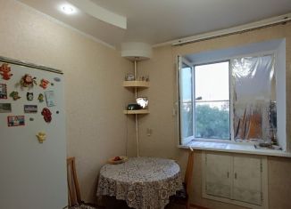 Продажа двухкомнатной квартиры, 52 м2, Волгоградская область, улица Быстрова, 64