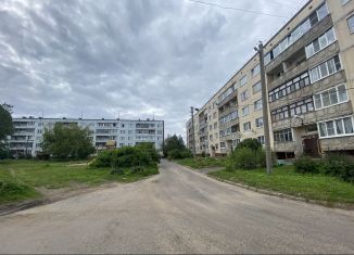 Трехкомнатная квартира на продажу, 63 м2, деревня Бережки, деревня Бережки, 21