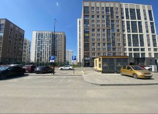 Продам квартиру студию, 25.6 м2, Екатеринбург, улица Академика Парина, 40/3, метро Чкаловская