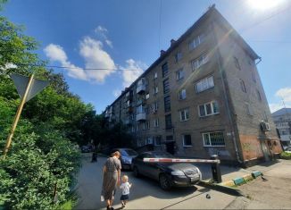 Продажа трехкомнатной квартиры, 54.2 м2, Новосибирск, улица Ленина, 32, метро Красный проспект