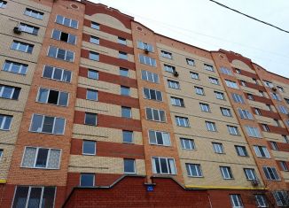 Сдаю в аренду 1-ком. квартиру, 42 м2, Дмитров, микрорайон имени В.Н. Махалина, 26