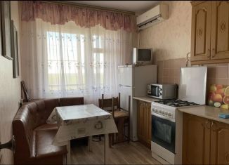 Продаю однокомнатную квартиру, 36 м2, Калужская область, проспект Ленина, 178