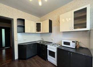 Продам 3-ком. квартиру, 85 м2, Кировская область, улица Горького, 12