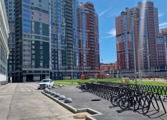 Продажа 3-комнатной квартиры, 102.8 м2, Санкт-Петербург, метро Парнас, улица Кустодиева, 7к1