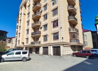 Продается 3-ком. квартира, 120 м2, Махачкала, Заморская улица, 16А, Ленинский район