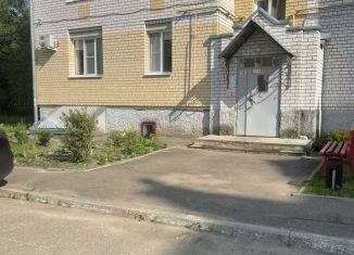 Продажа 2-комнатной квартиры, 52.9 м2, Костромская область, улица Ленина, 92А