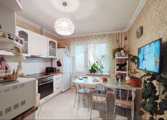 Продается 2-комнатная квартира, 61.5 м2, Санкт-Петербург, улица Коммунаров, 188к1