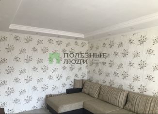 Продаю 2-ком. квартиру, 50 м2, Курган, Галкинская улица, 71